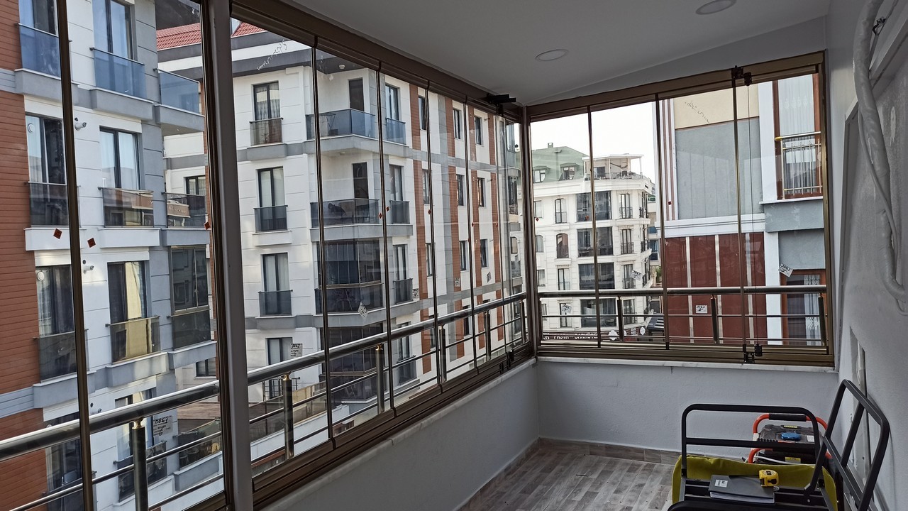 Sürme Cam Balkon Sistemi
